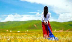 甘南川西北旅拍5日，神秘“小西藏”，全程攝影師+無人機跟拍，圖片后期精修，景區住宿、藏裝造型，草原騎馬、2-8人精致小團