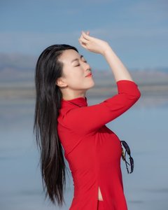 青海攝影跟拍、旅拍寫真、個人（生日，朋友、婚禮）聚會攝影，企事業團建跟拍，會議會展跟拍，戶外活動跟拍等